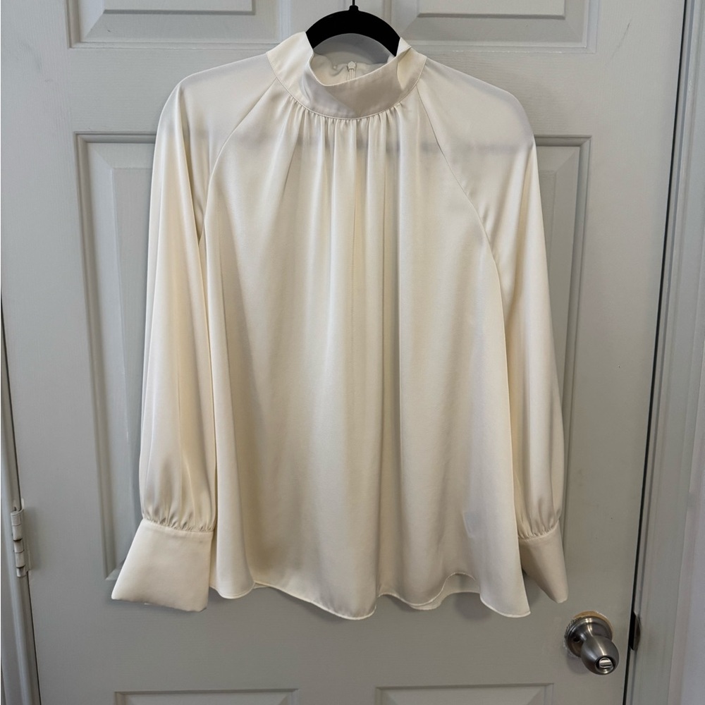 H&M Long Sleeve Elegant Cream Women's Top size Medium